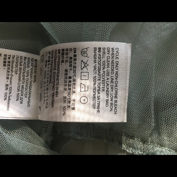 Sheer Ruffled Mint Top (H&M) - Picture 5 of 5